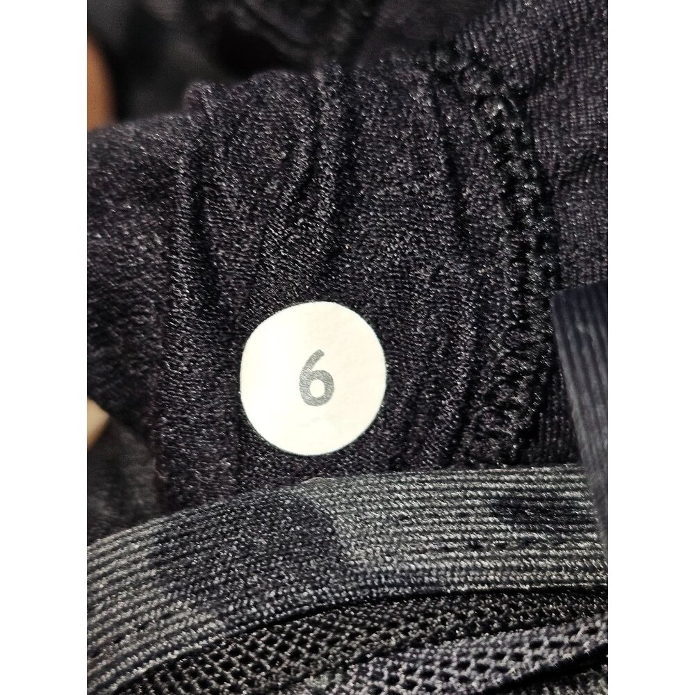Lululemon Women's Black Animal Print Just Breathe Tank Size 6 2597 - Picture 8 of 15